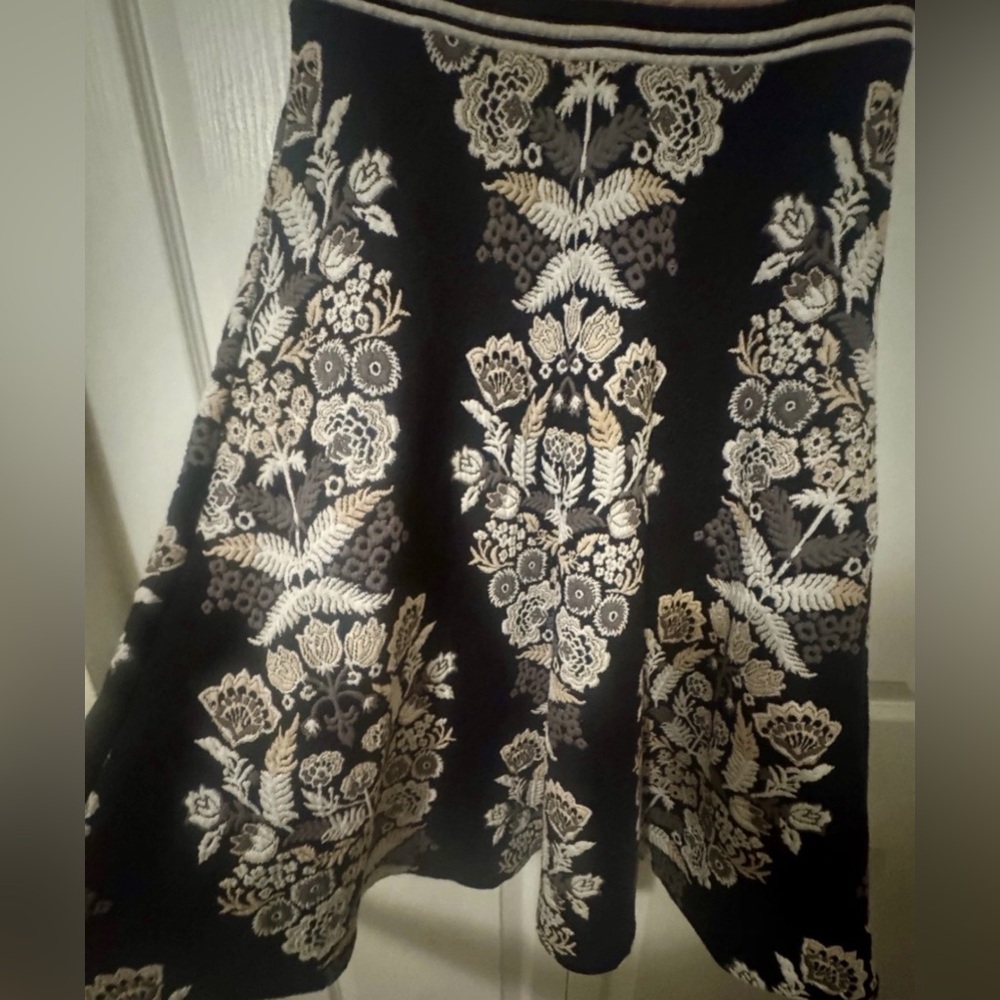 Anthropologie Ett:twa Soirée Midi Black and Cream Embroidered Dress - Picture 5 of 8